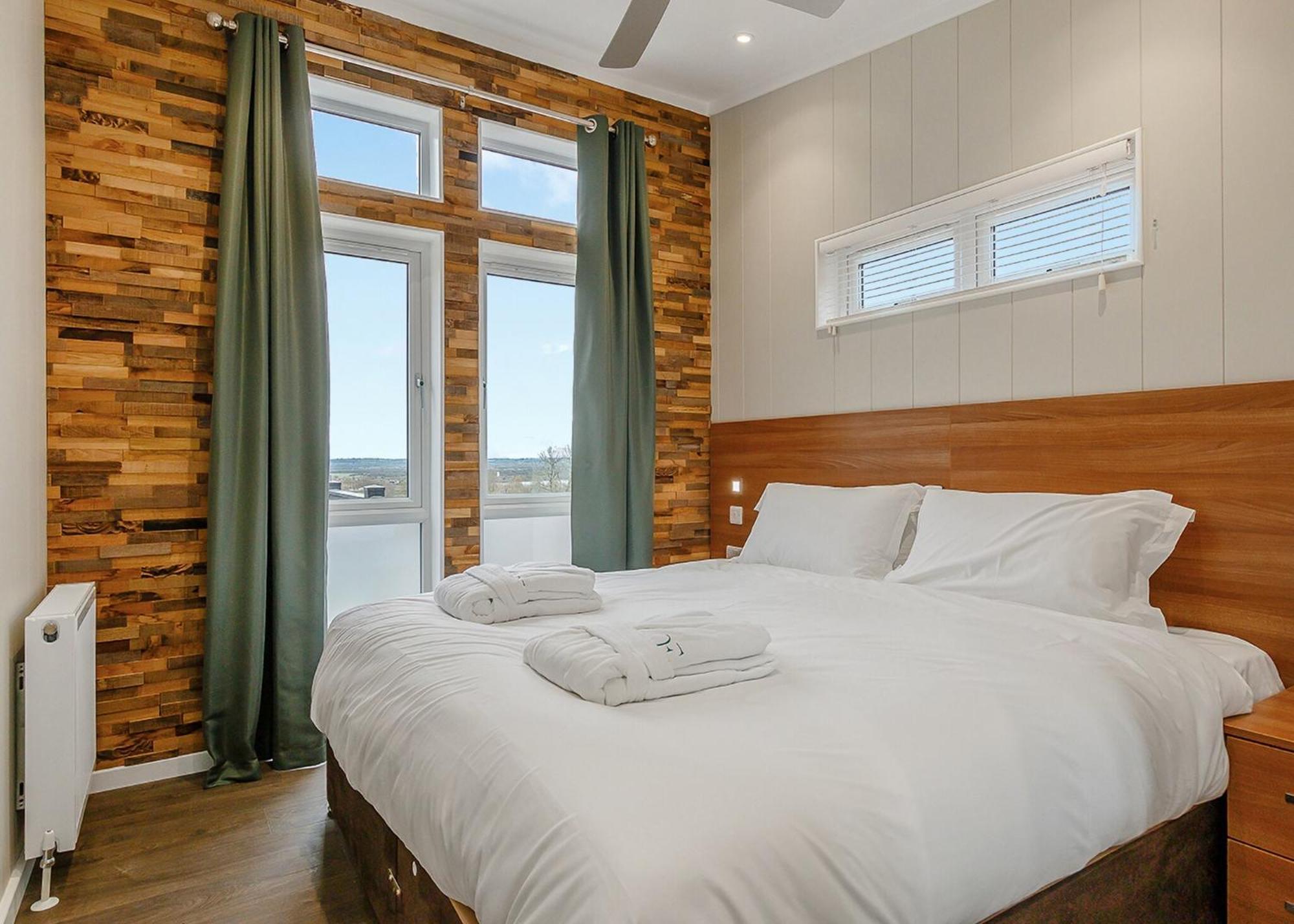 Cheddar Woods Resort And Spa Экстерьер фото