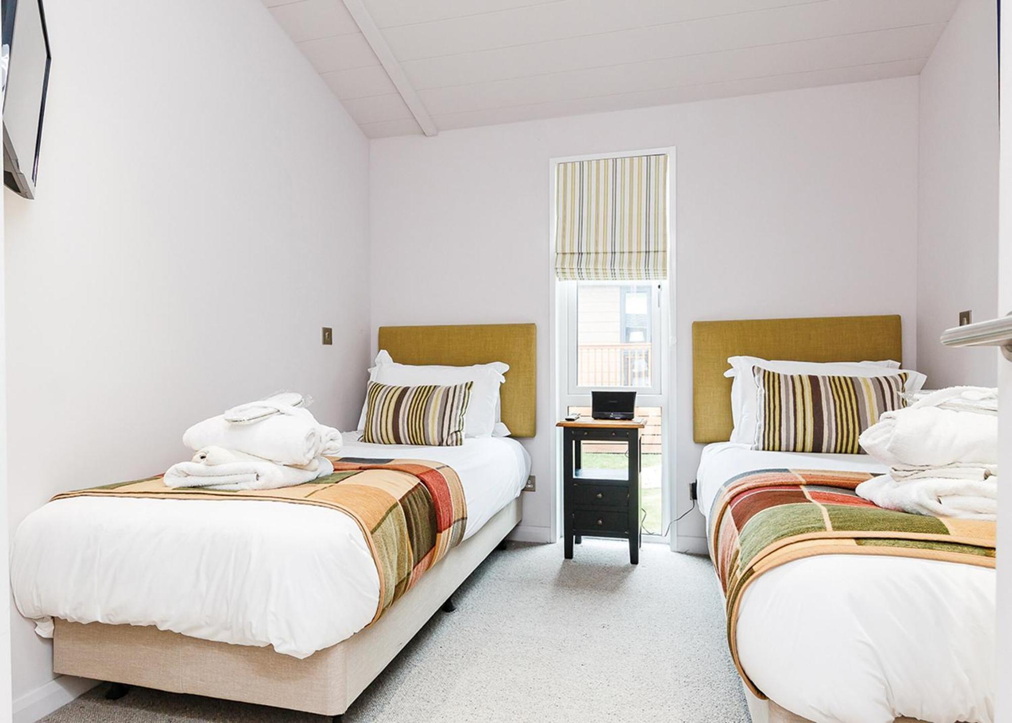 Cheddar Woods Resort And Spa Номер фото